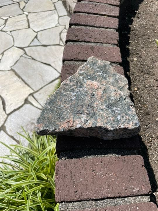 高純度天然ラジウム鉱石（0.5〜1.0μSv/h）北投石原石　2.5kg