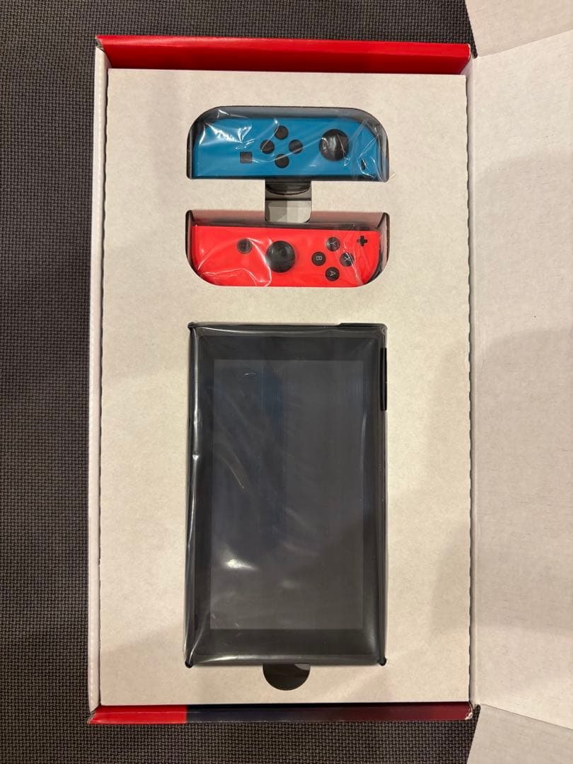 ‼️ 新品 ‼️Nintendo Switch 本体 ‼️ 新品 ‼️ 青・赤ジョイコン