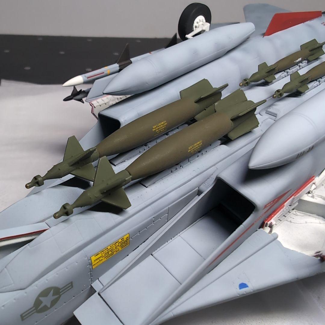 ファインモールド製　F-14Ａ トムキャット VF-111　1/72 完成品