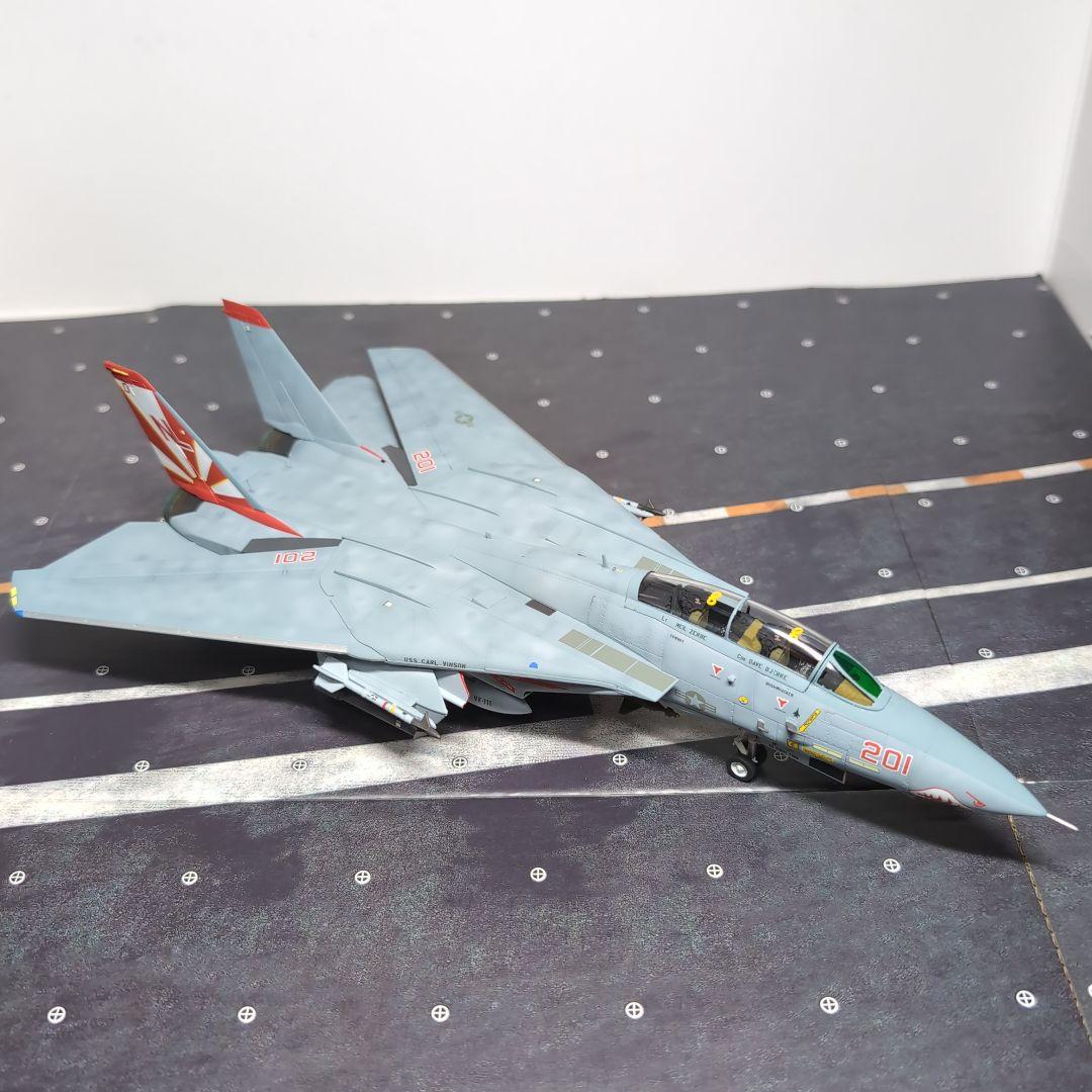 ファインモールド製　F-14Ａ トムキャット VF-111　1/72 完成品