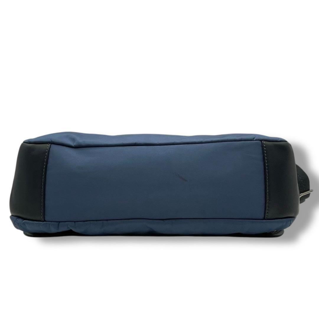 極美品 COACH コーチ メッセンジャー ショルダー ビジネス　A4　ブルー