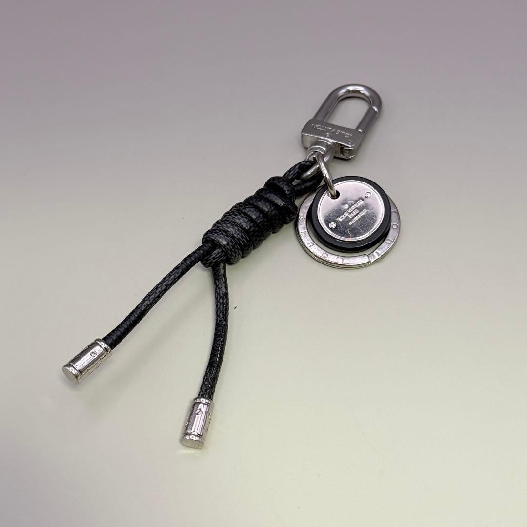 LOUIS VUITTON ダミエキーホルダー