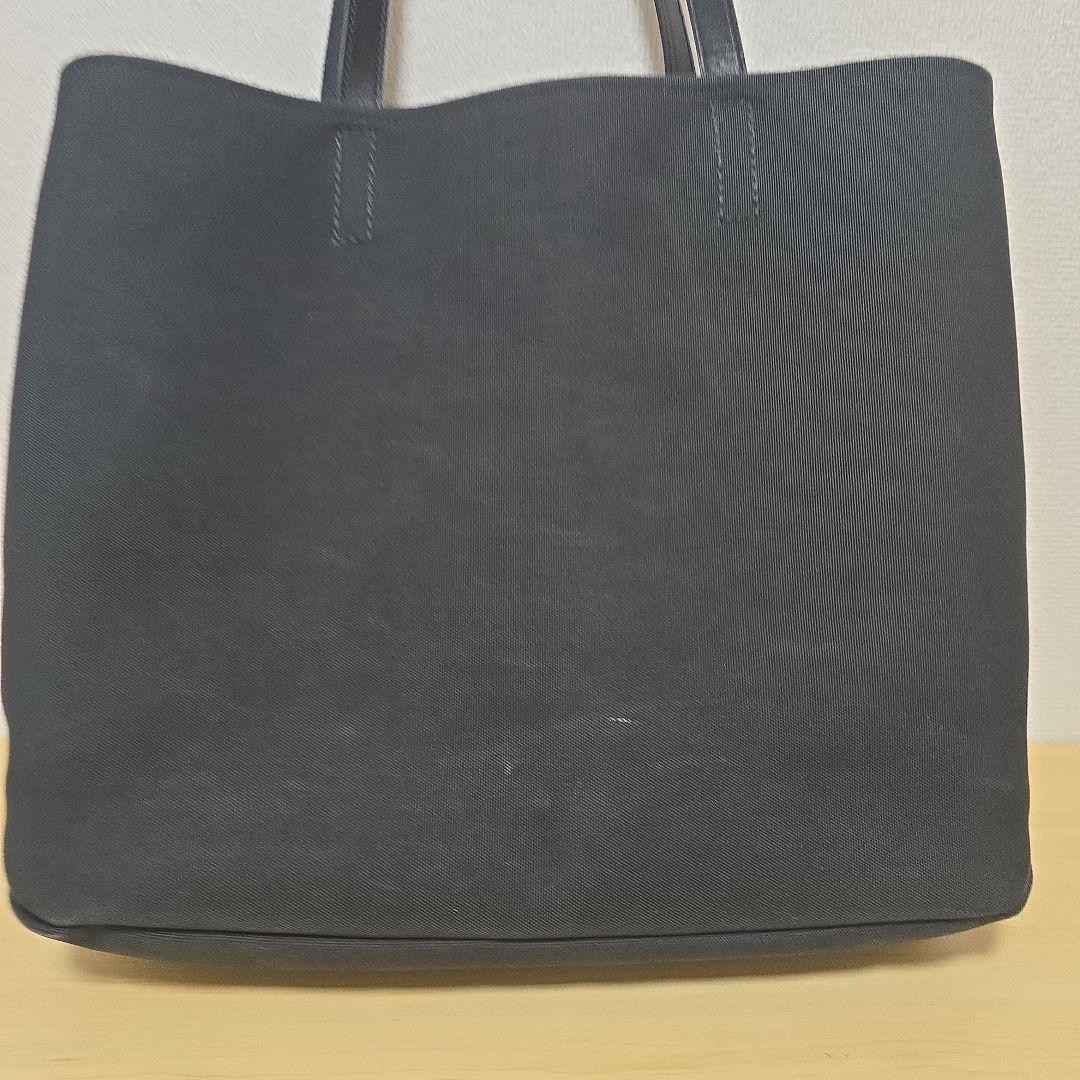 PRADA☆大きめ ロゴ バッグ ☆黒