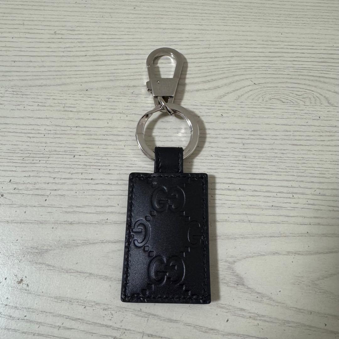 【新品同様】グッチ GUCCI キーリング シマ　GG レザー ブラック　黒