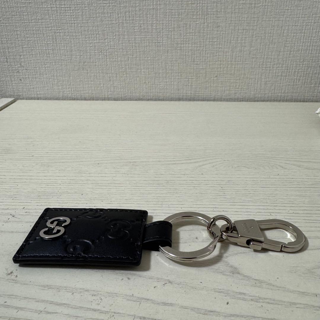 【新品同様】グッチ GUCCI キーリング シマ　GG レザー ブラック　黒