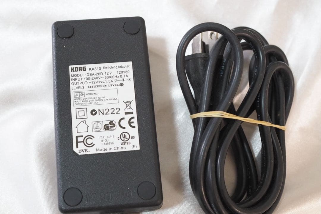 KORG X50 シンセサイザー（61鍵）