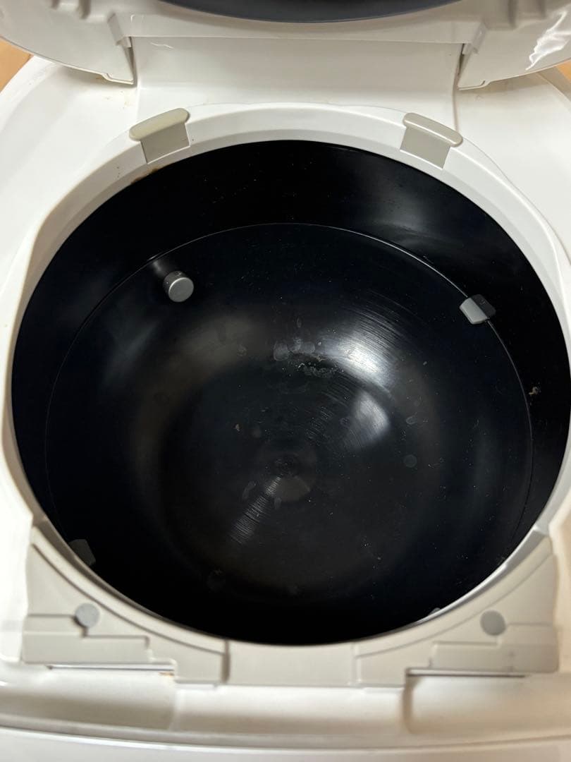 象印　極め炊き　圧力IH炊飯ジャーNP-RN05型　3合炊き