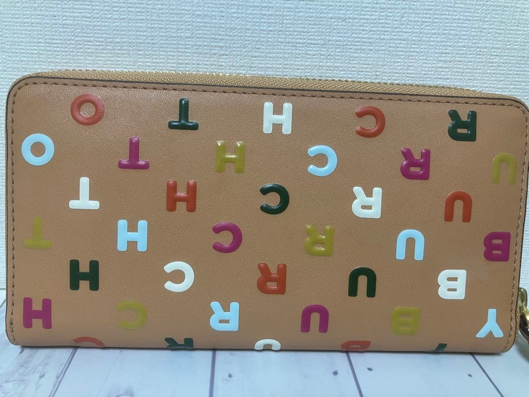 【未使用保管品】トリーバーチ　長財布　レタープリント　ラウンドジップ