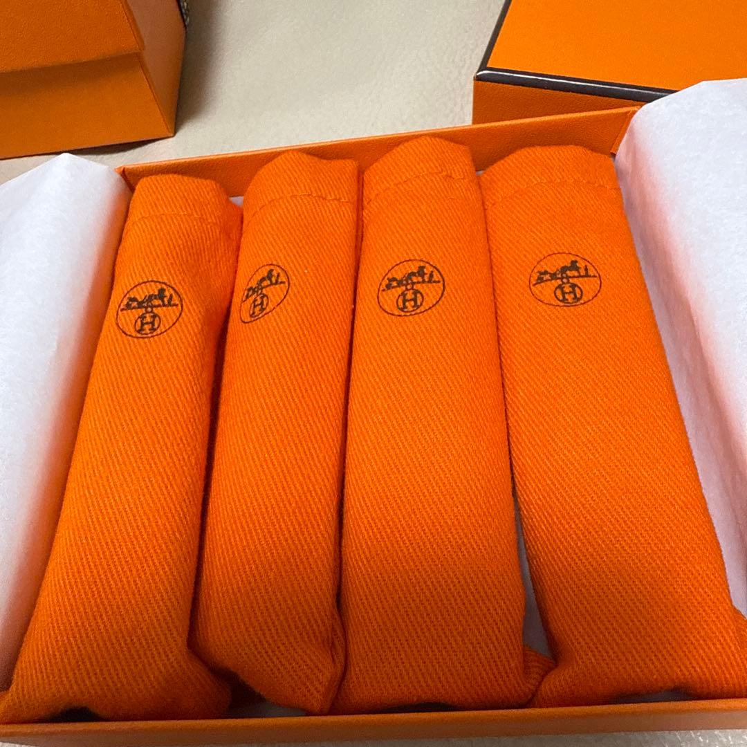 エルメス　ノマド4本セット　未使用　プレゼントにも