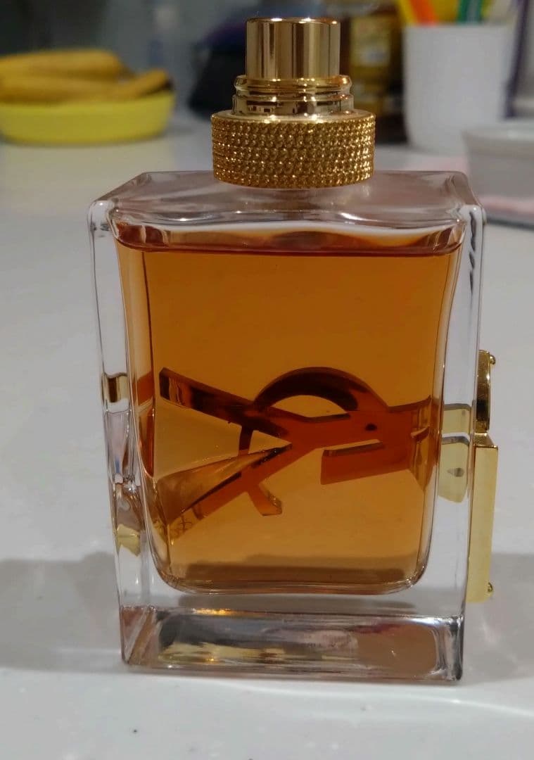 イブサンローラン　香水　残95%　訳あり