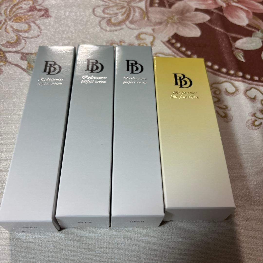 Be Doorパーフェクトクリーム、リキッドファンデーション