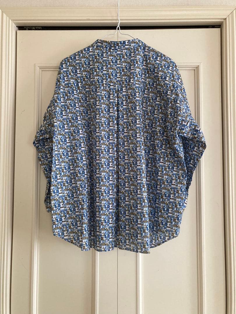 新品！Parkes 幾何学模様 コットン長袖シャツ　リバティ