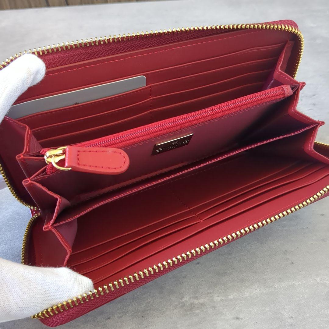 【新品】ヴィヴィアンウエストウッド　長財布　955VW310