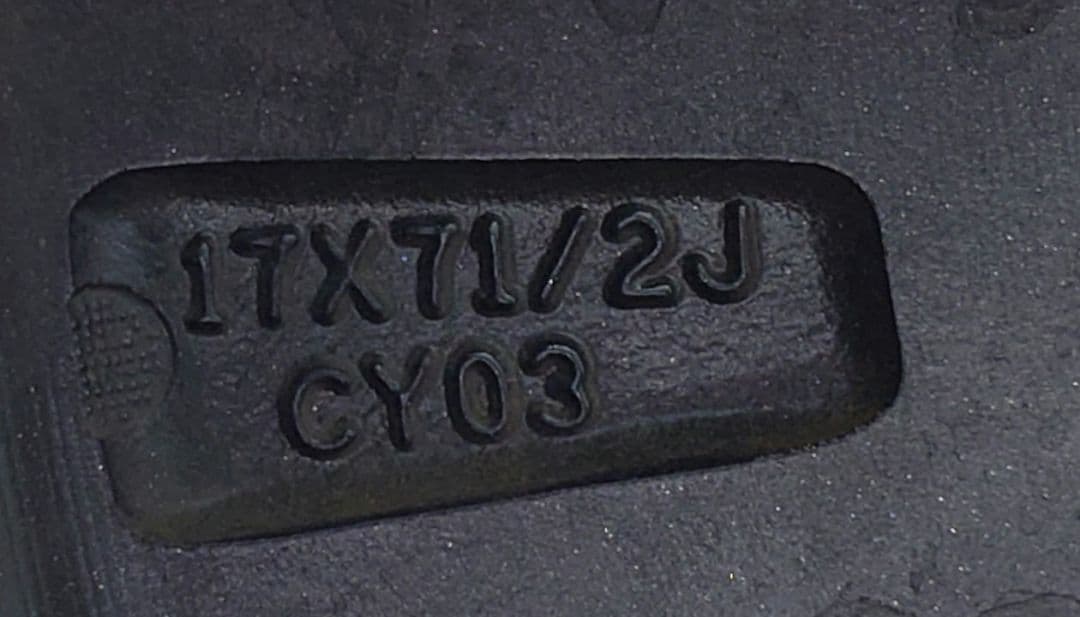 最終値下げ！２３年製ブリヂストン ブリザック VRX3 245/45R17