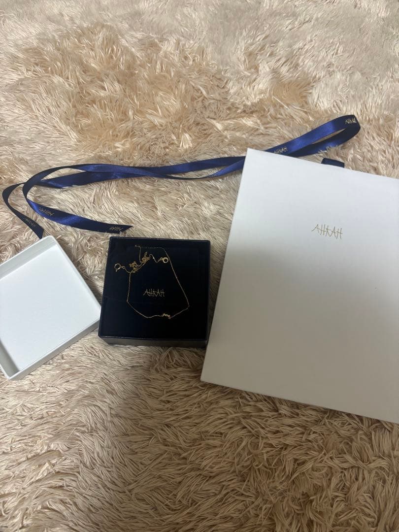 【最終値下げ】AHKAHアミュレットネックレス