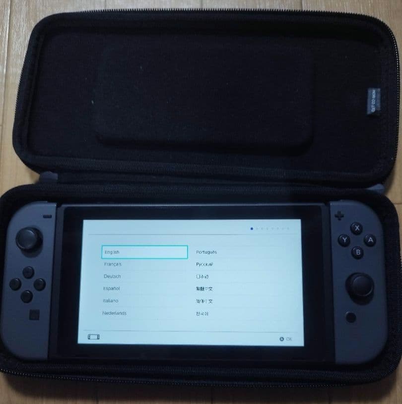 Nintendo Switch 本体 グレー 　汎用コントローラー他おまけ