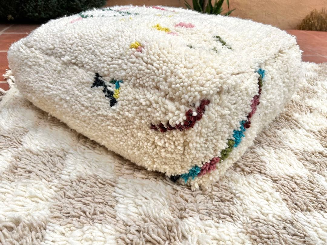 モロッコ　プフ　pouf アジラル　オットマン クッション　ラグ　130