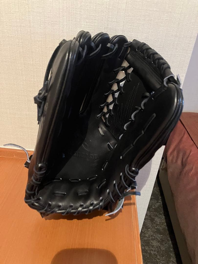 RYUグラブ　限定ラベル　外野手用