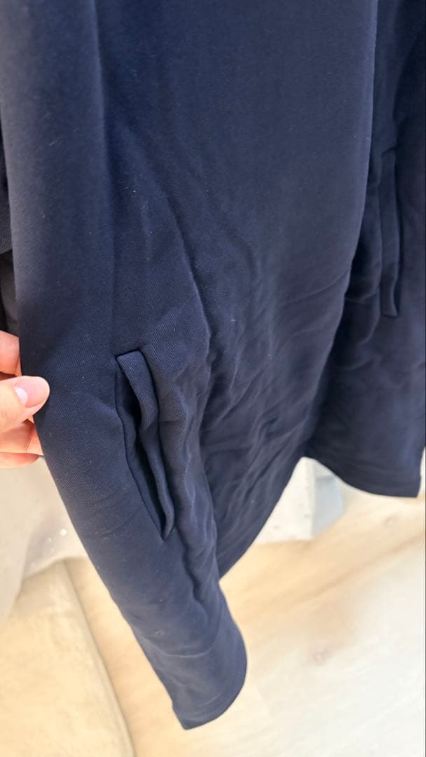 COACH ネイビー フーディー サイドポケット付き