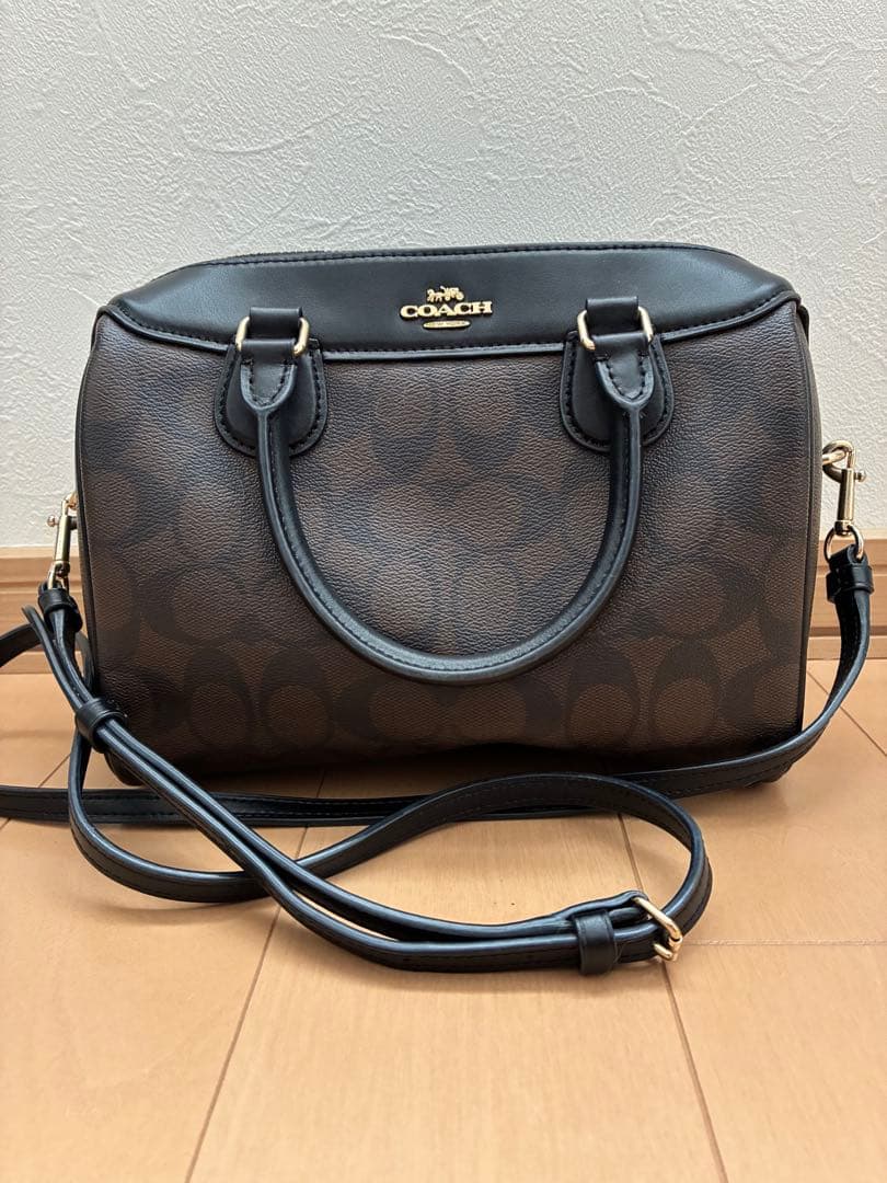 COACH ロゴ入りハンドバッグ ブラウン/ブラック
