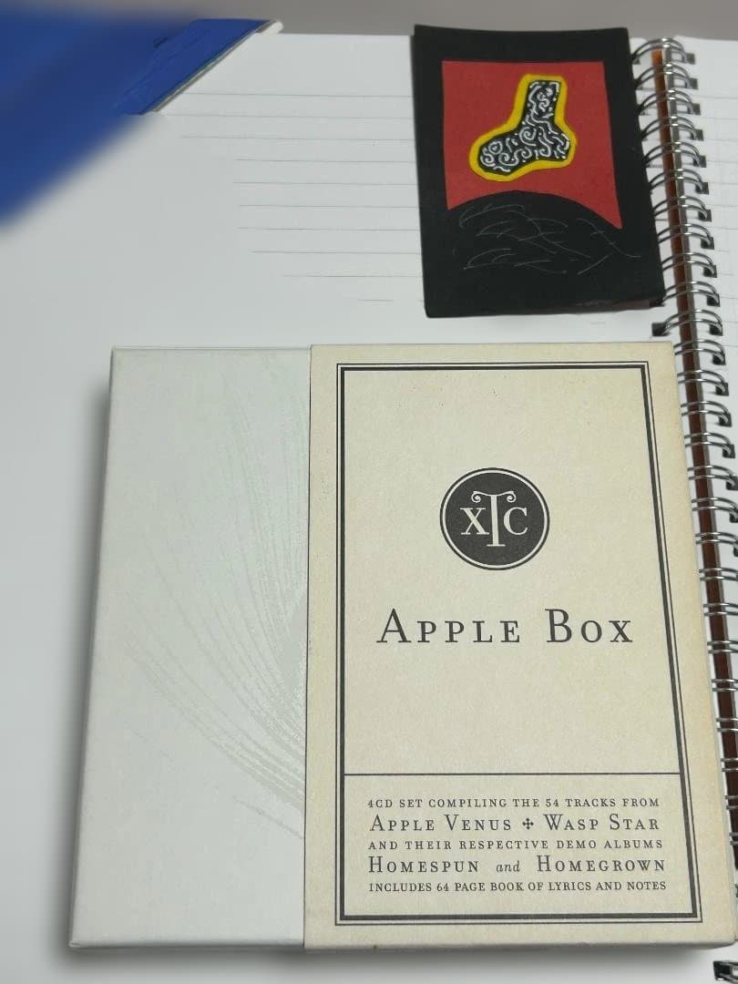 【超希少 サイン入り4枚組ボックス 限定ナンバード】XTC /Apple Box