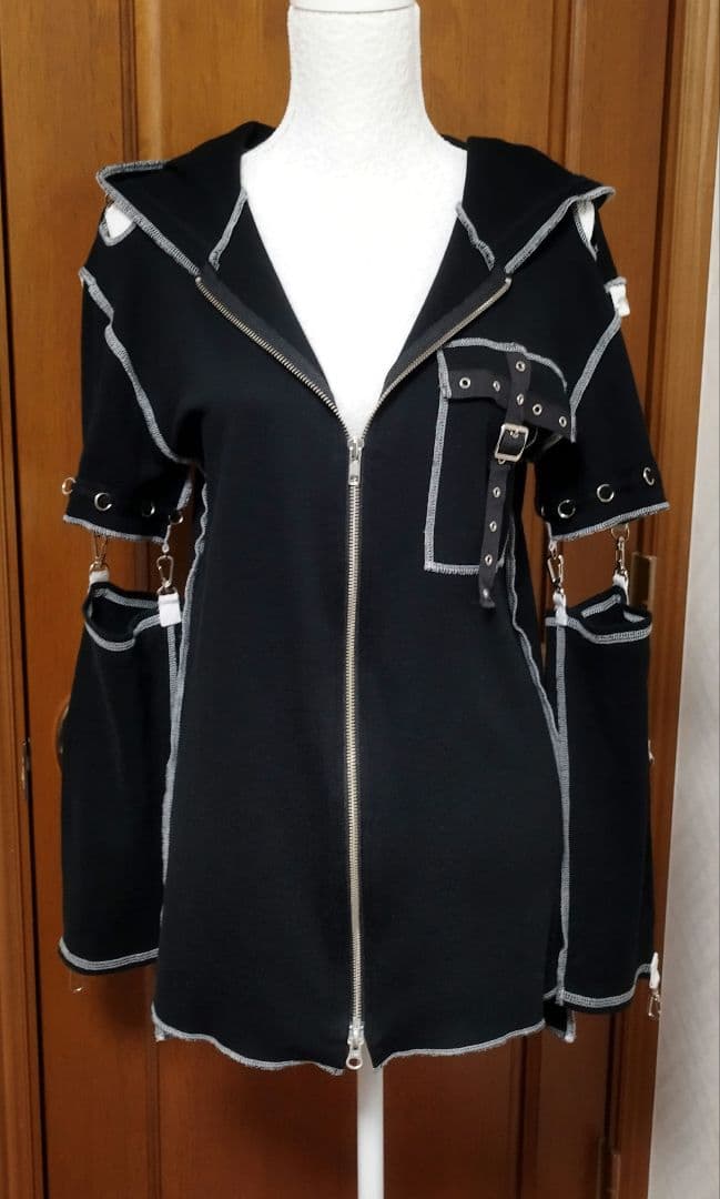 MA MAXICIMAM　セパレートスリーブパーカー（ブラック）