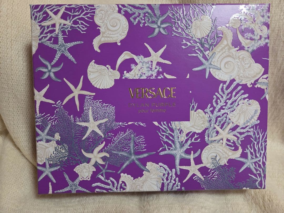 新品未使用　Versace Dylan Purple 50mlセット