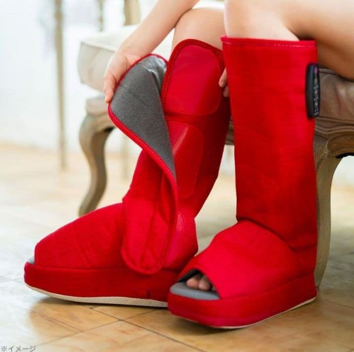 新品未使用✨️リフレキュット　EMSストレッチブーツ　グレー色　マッサージ