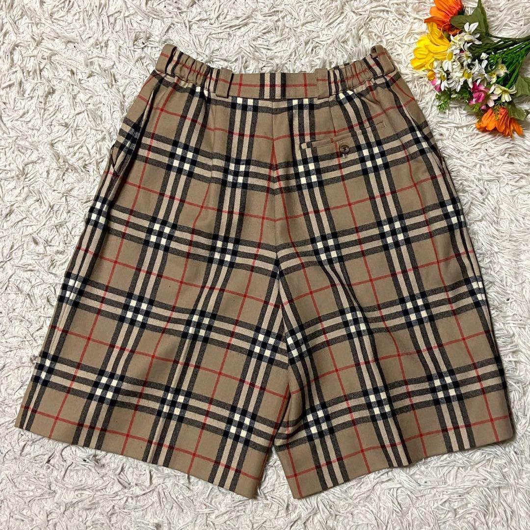【美品】バーバリー ノバチェック ハーフパンツ ベージュ サイズM