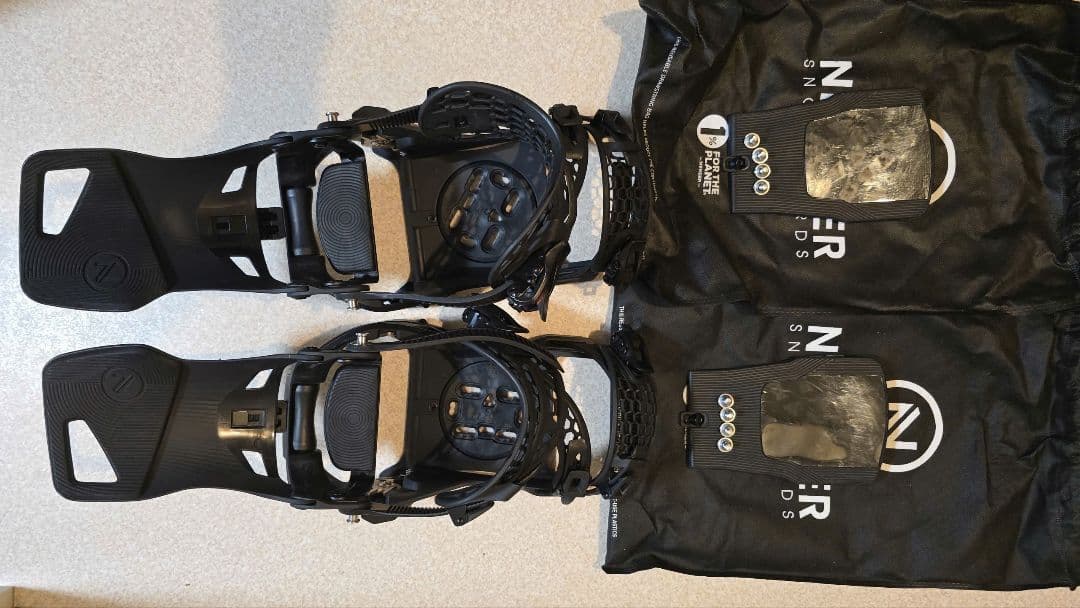 Nidecker supermatic ビンディング L ブラック