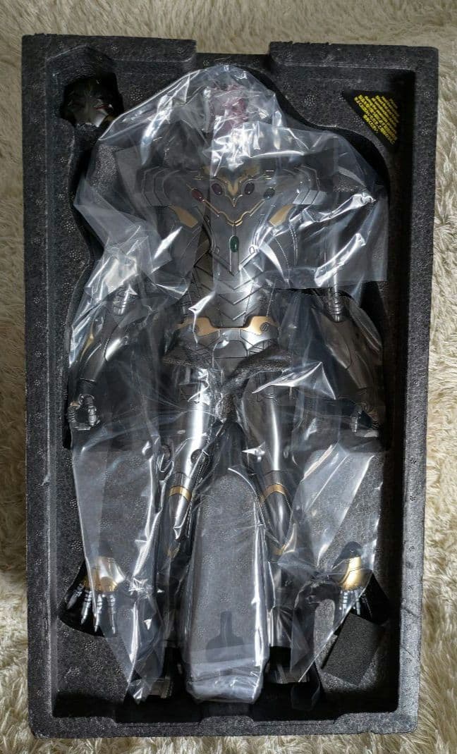 【美品】ホットトイズ　インフィニティ　ウルトロン　フィギュア