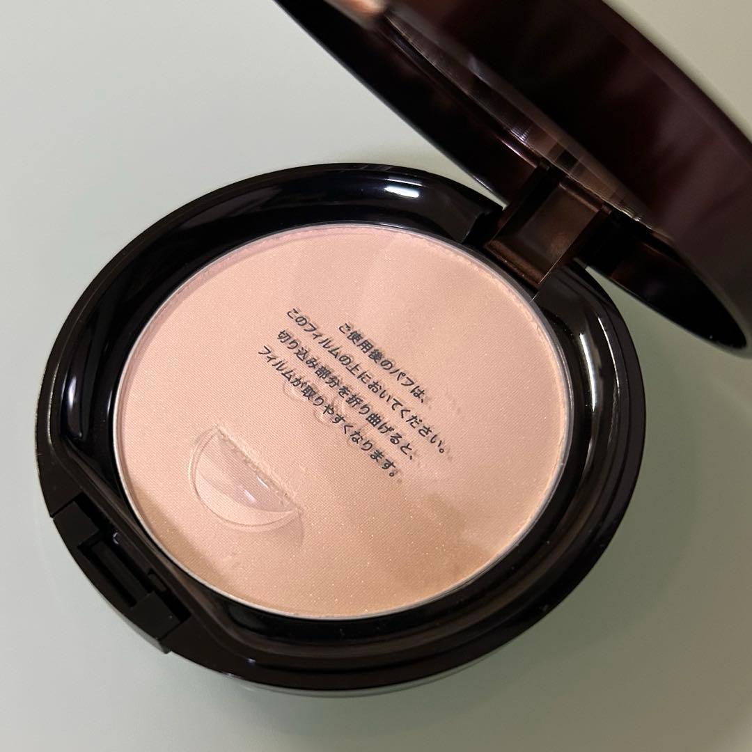 エスト ジェリオロジープライマー　ブライトニングプレストパウダー