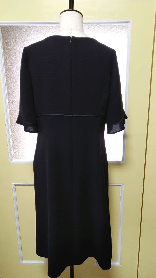 ‼️タイムサービス‼️⚜️試着のみ美品⚜️ブラックフォーマルワンピース15号