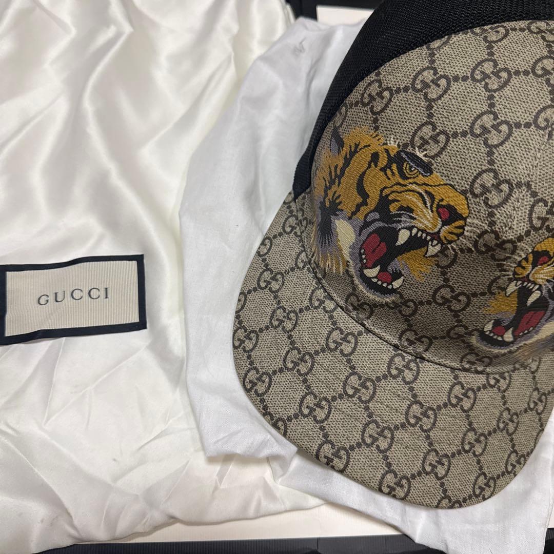 GUCCI トラ刺繍 キャップ