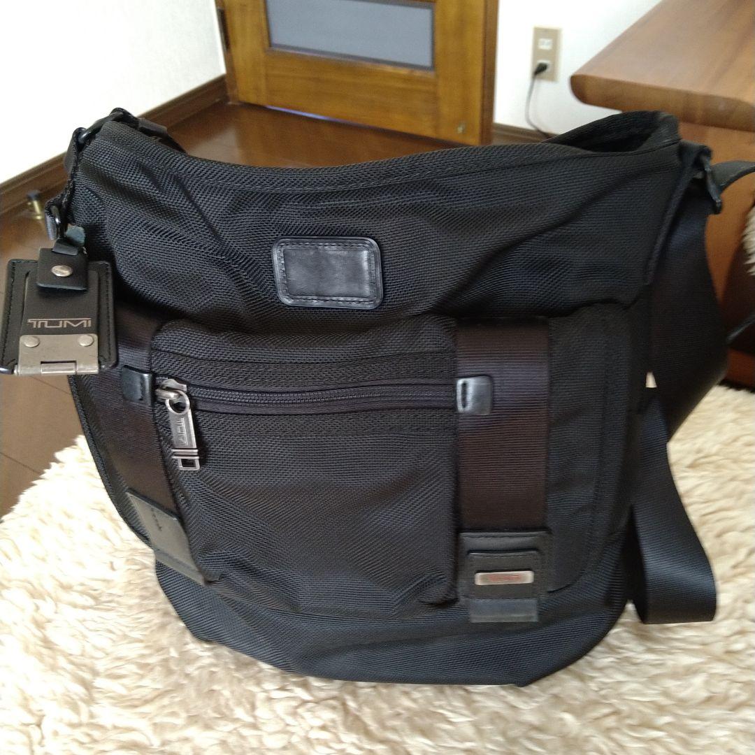 かいこサマ専用　TUMI ショルダーバック