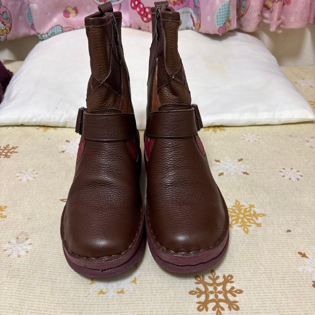 ま*め様 エスタシオン　ブーツ　25センチ　新品未使用　箱付き