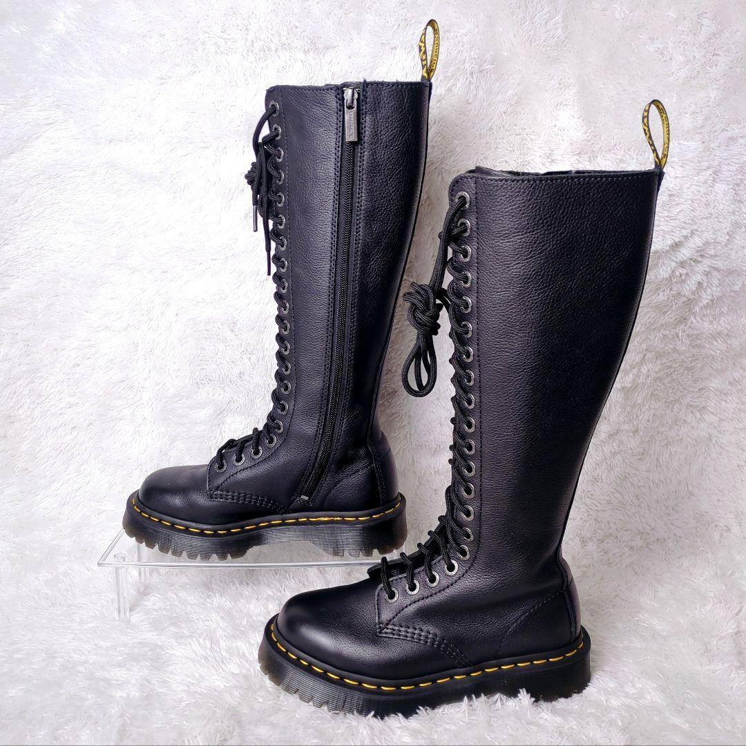 Dr.Martens1B60 BEX 20ホール 22.5cm シボ革 厚底
