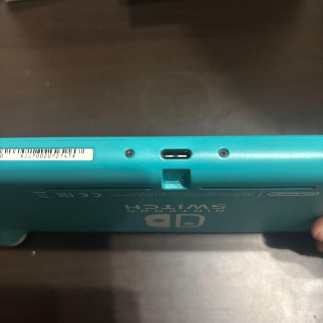 Switchライト　ターコイズジャンク品