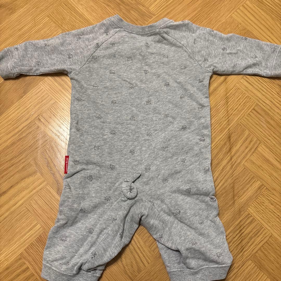 drug store'sグレーのロンパース70