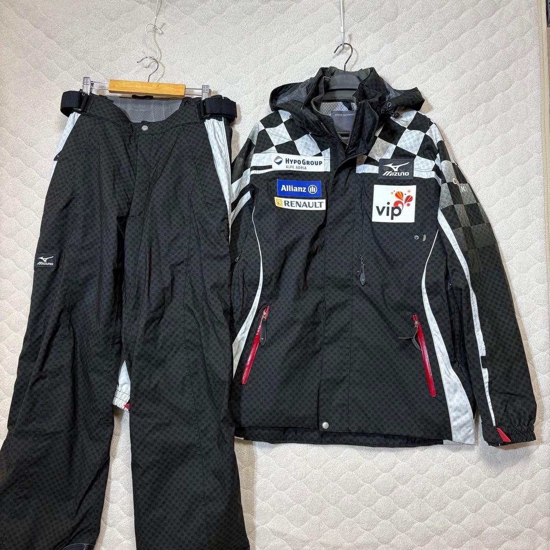 ミズノ　スキーウェア　クロアチア代表　上下セットアップ　ブレスサーモ　中綿入り