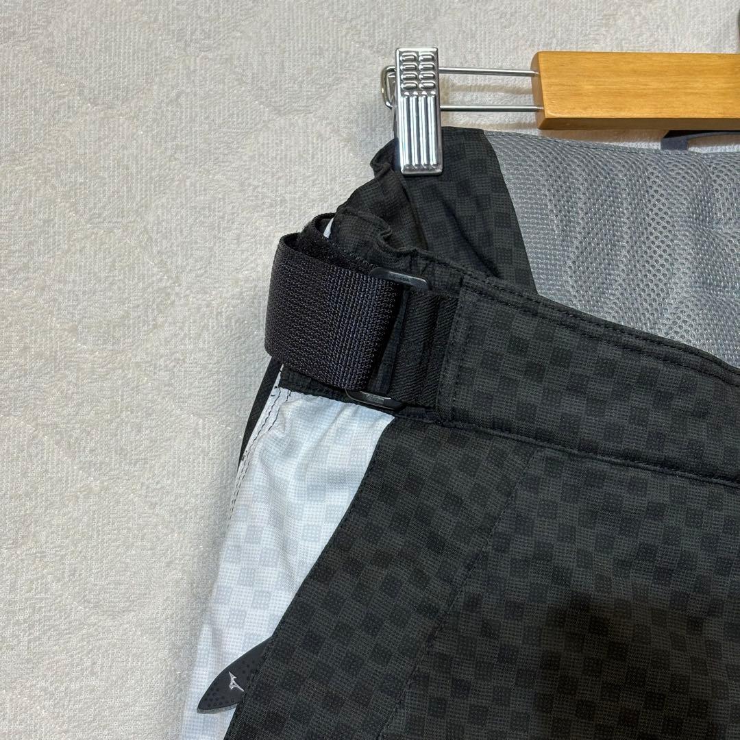 ミズノ　スキーウェア　クロアチア代表　上下セットアップ　ブレスサーモ　中綿入り