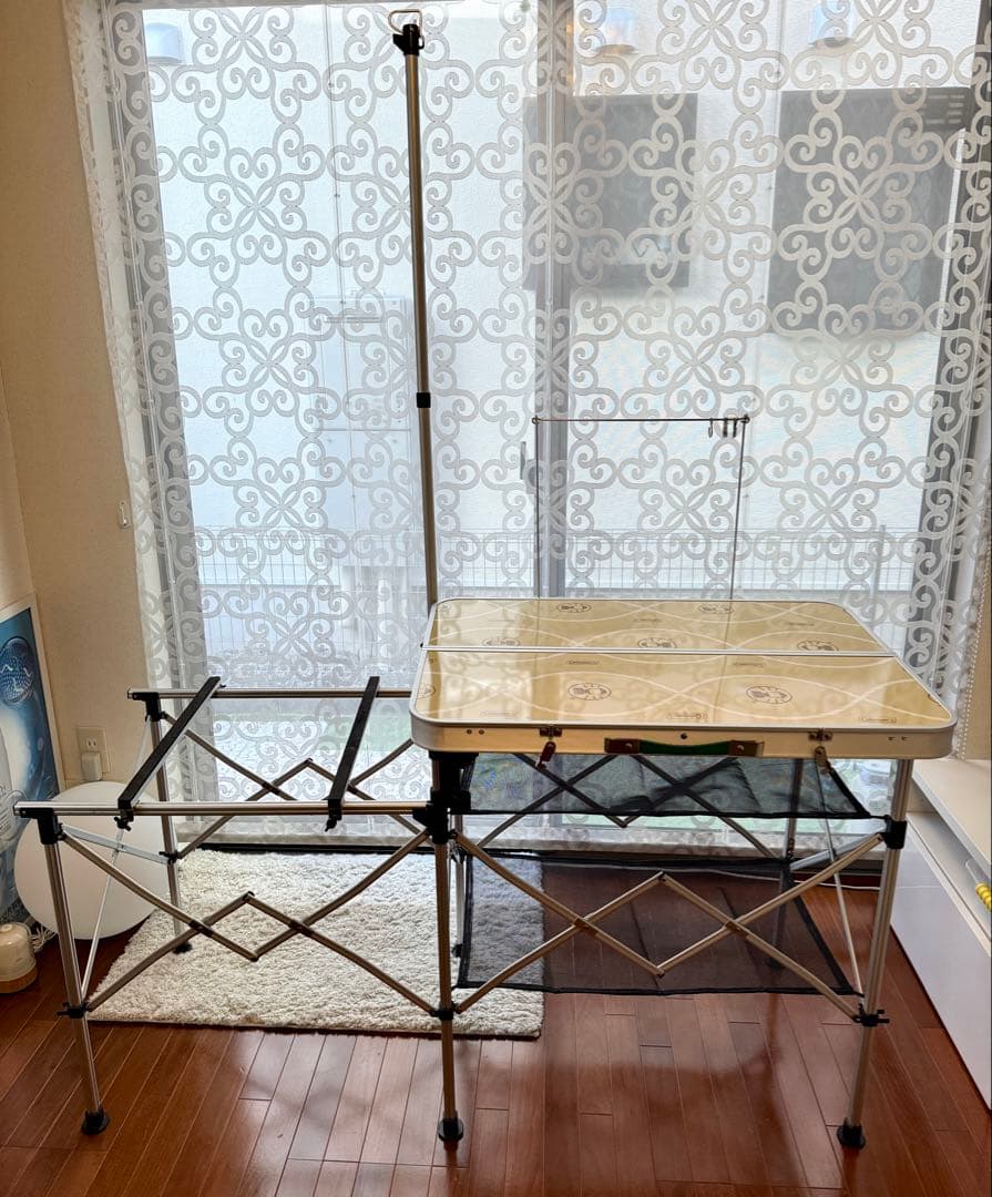 コールマン⭐︎折りたたみ式アウトドアキッチンテーブル