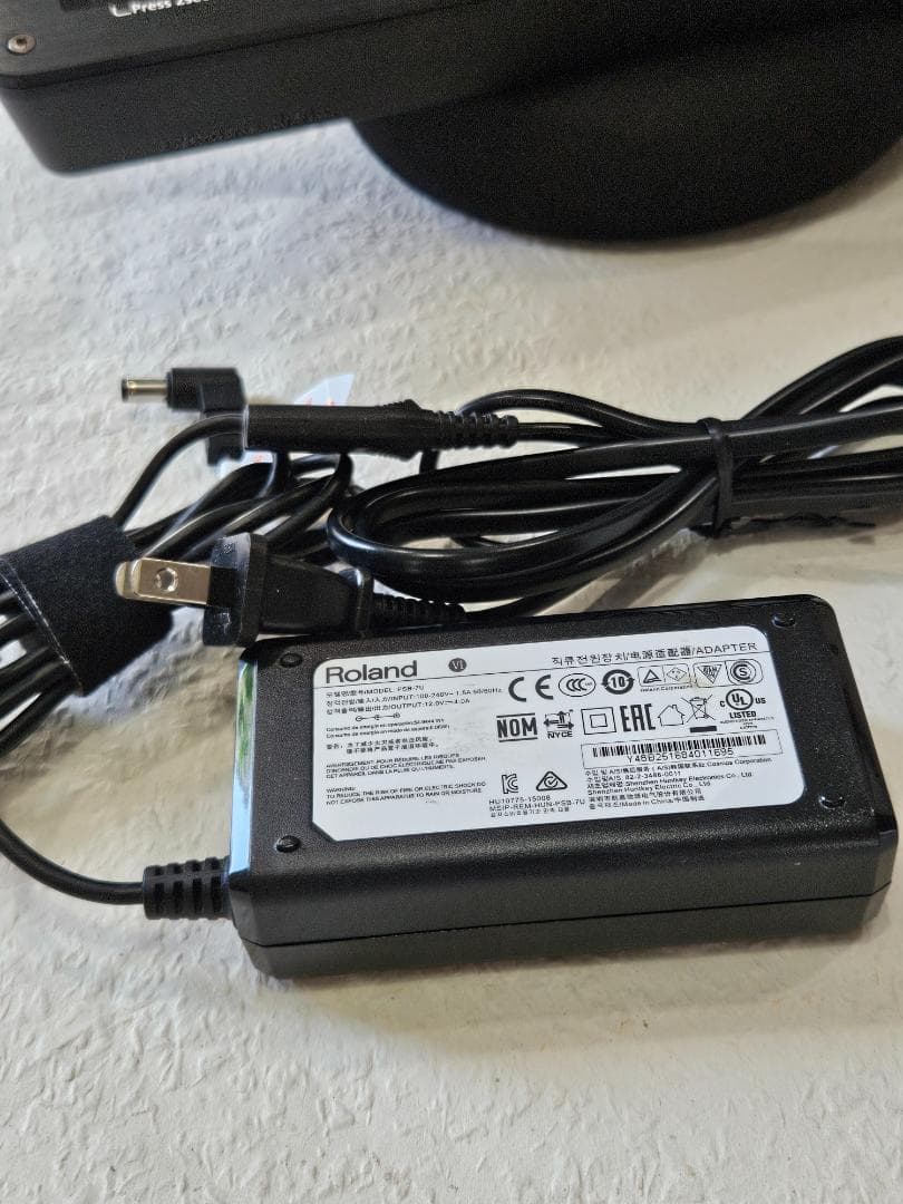 Roland V1-SDI ＋ Blackmagic SDI/HDMI 3個