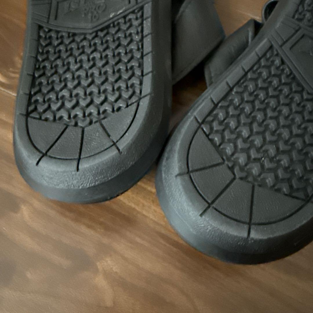 アイランドスリッパ/クロスストラップサンダル ブラック スムースレザー