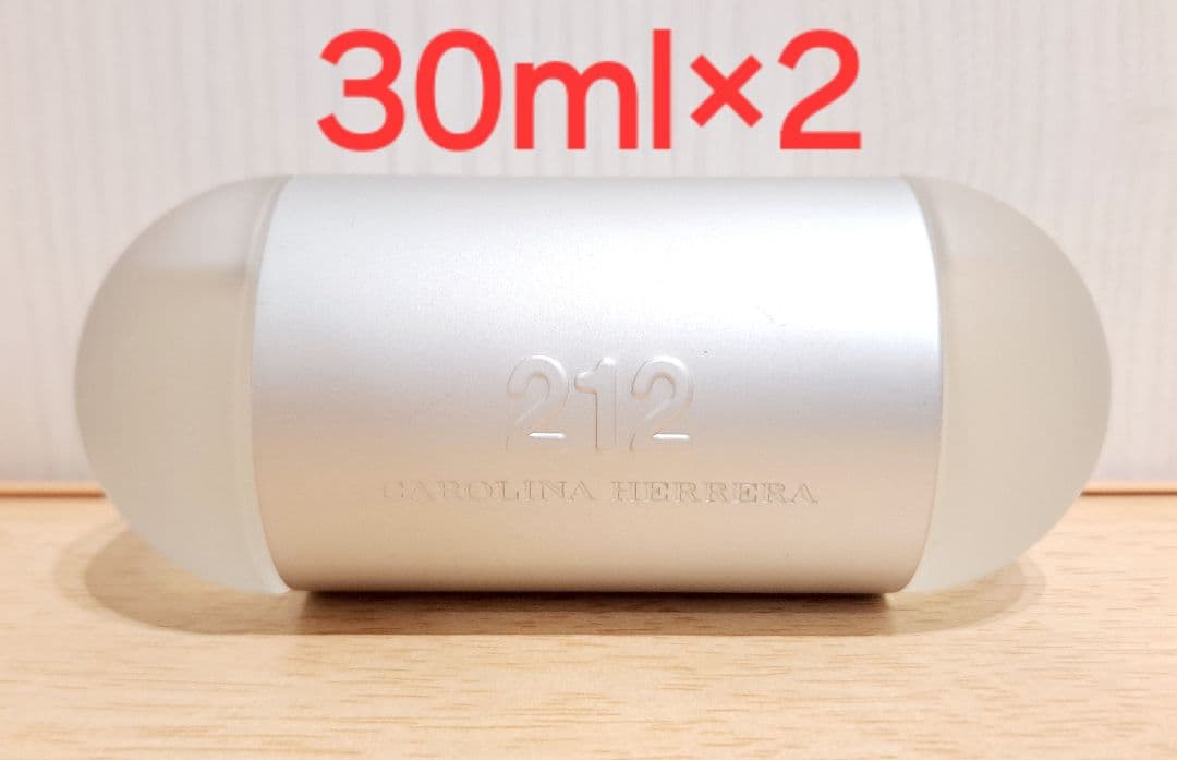 香水　キャロライナ　ヘレラ　60ml　(30ml×2)　663