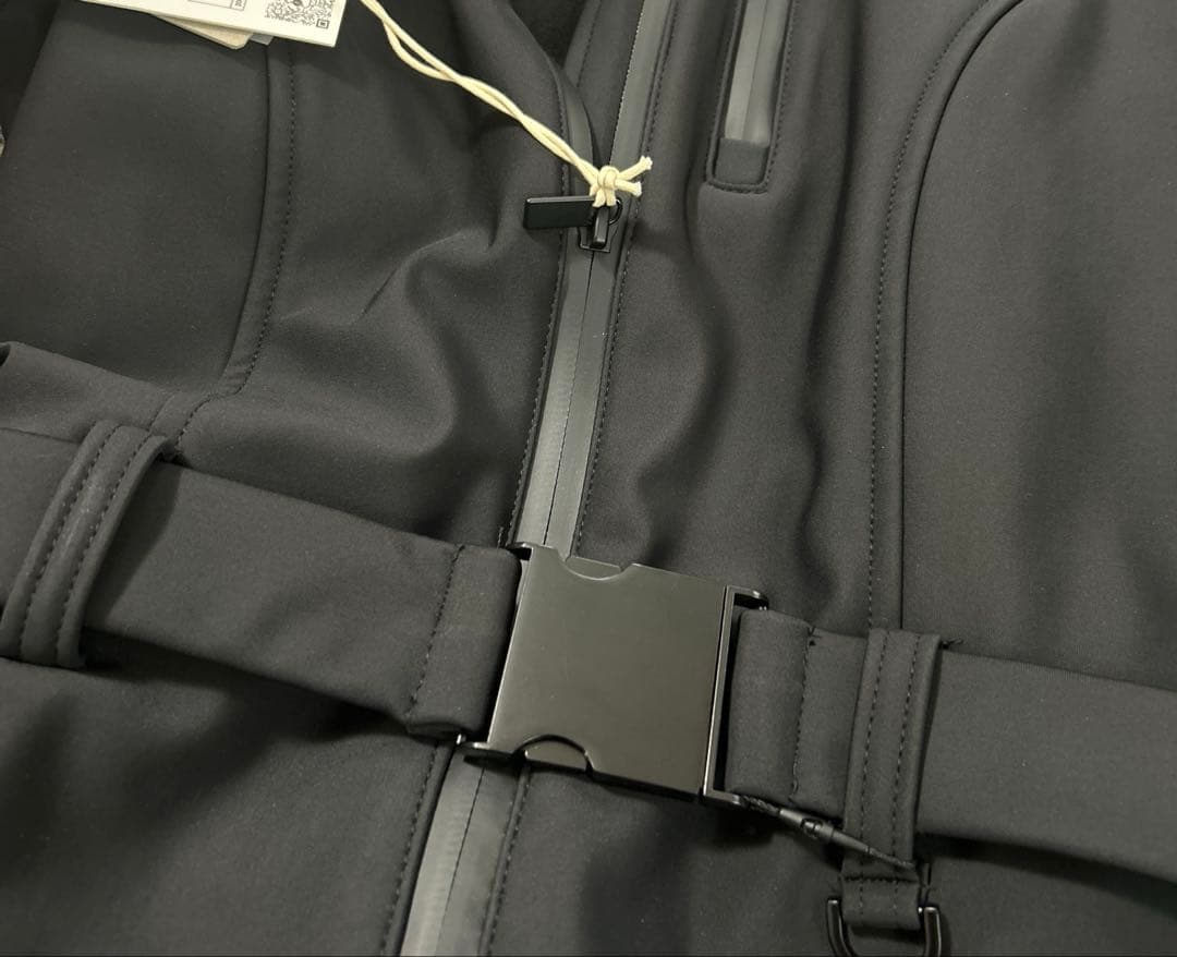 ●ZARA●ザラ●防風　防水スキーウェア●ジャンプスーツ●つなぎ●XL●新品●