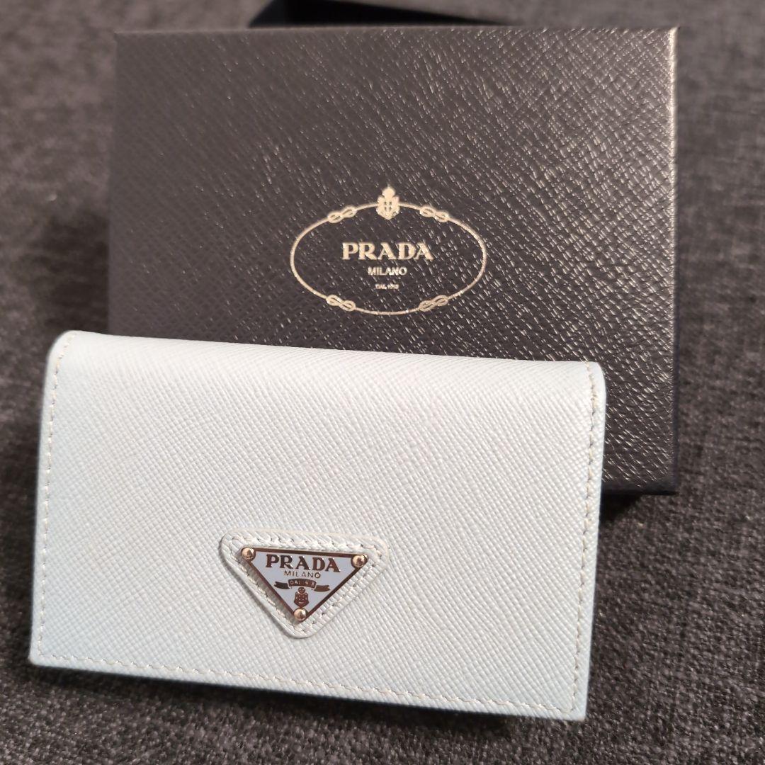 プラダ　名刺カードケース