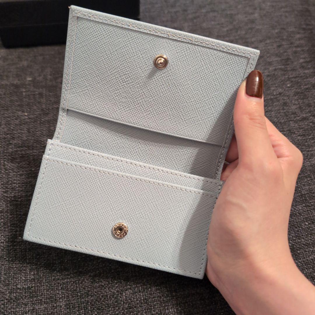 プラダ　名刺カードケース