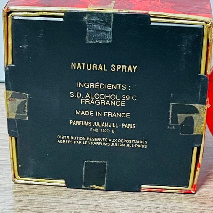 julian jill touche finale 香水