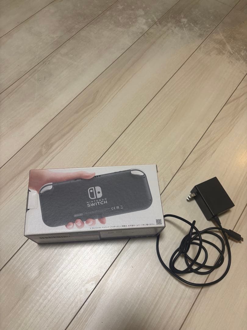 Nintendo Switch Lite グレー 本体 箱・充電器付き